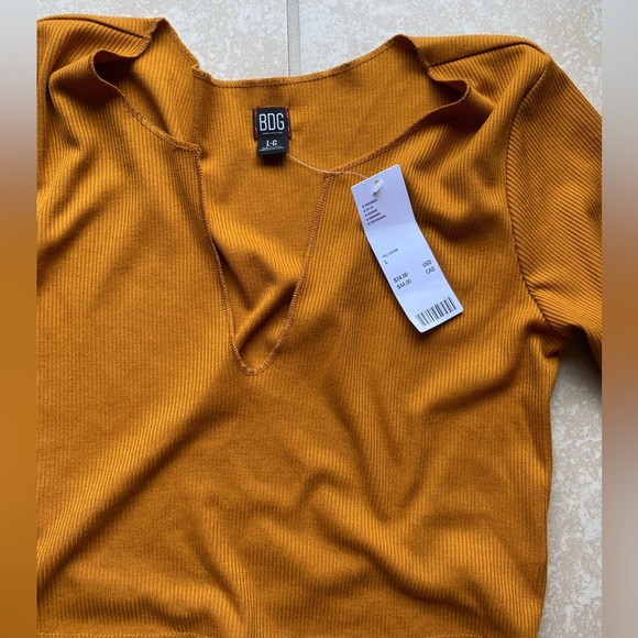 Urban outfitters nwt BDG Nala notch Henley crop top rust orange - Picture 9 of 15